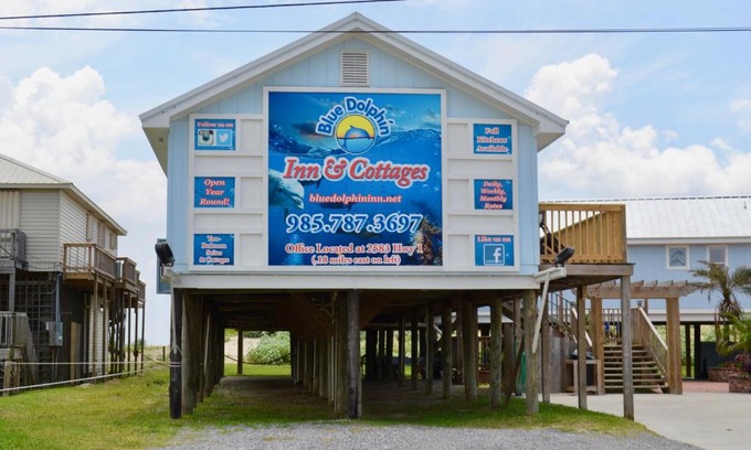 Grand Isle Hotel | Blue Dolphin Inn and Cottages