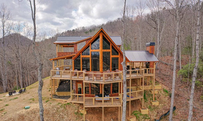 Mineral Bluff House | Blue Moon Lodge by Escape to Blue Ridge