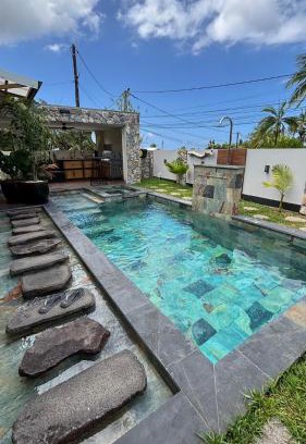 L'Etang-Sale Villa | Blue Naiade Villa zen and cosy