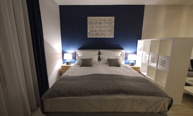 Ehrenstein Apartment | Blue River Side