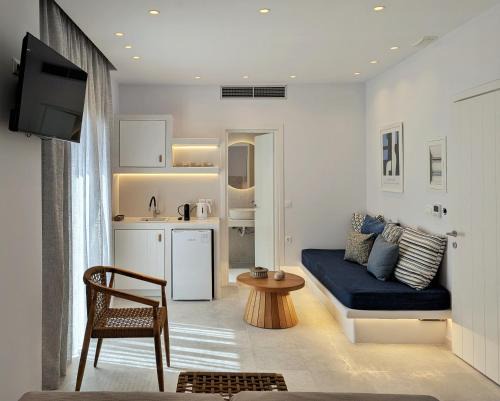 Old Town Naxos Apartment | BlueArt Suites