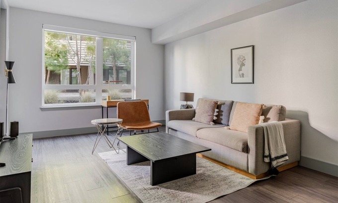 Walnut Creek Apartment | Blueground | Walnut Creek, pool, nr Heather Farm Park