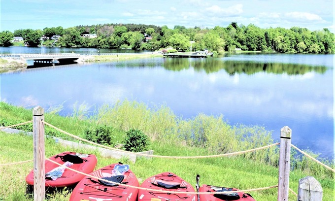Hart House | BlueHaven on Hart Lake - Views+Shops+Near Dunes