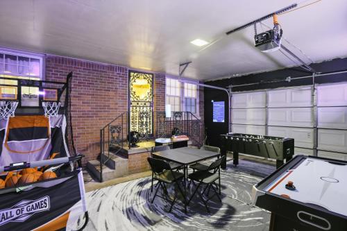 Whitehaven House | Bluff City Gem with Game Room home