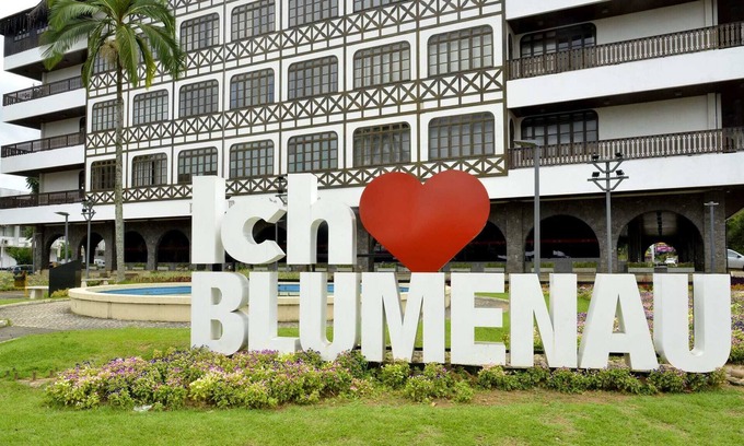 Ribeirao Fresco Apartment | BLUMENAU Furnished Loft w/ Air and Garage (4.50m)