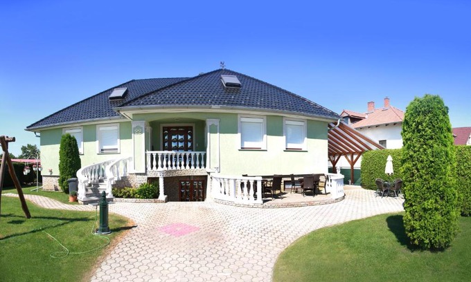 Fertod House | Bo-Ni Vendégház
