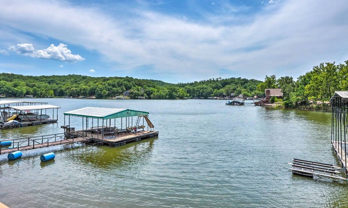 Climax Springs House | Boat Slip & Dock: Lakefront Family Retreat!