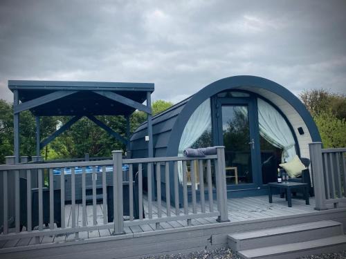 Ballaghaderreen Ski Chalet | Bockagh Farm