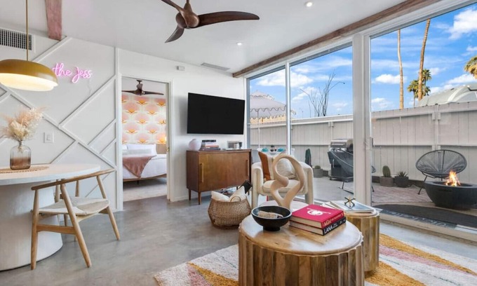 Twin Palms Apartment | Boho chic condo at the mid-century Ocotillo Lodge