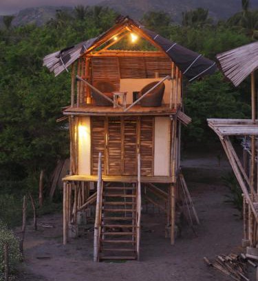Tonala House | Bokané