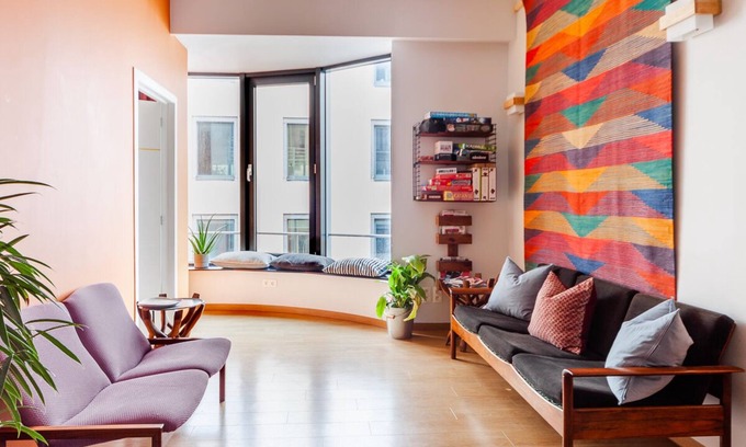 Quartier Saint-Gery - Sint-Gorikswijk Apartment | Bold Colors! 4-bedroom apartment @5 min from Grand Place!