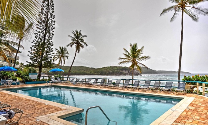 Bolongo Bay Condo | Bolongo Bay Oceanfront Condo w/ Community Pool!