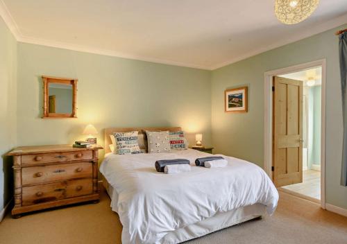 Overstrand House | Bond Cottage
