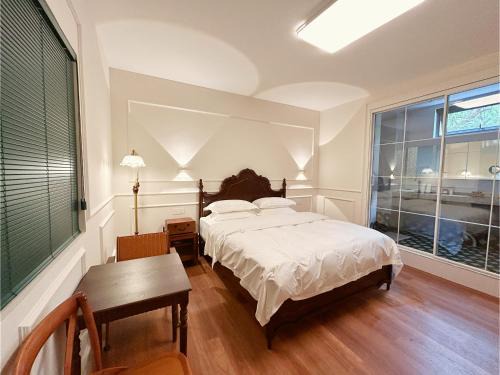 Jianshui County House | Bookhouse B&B here
