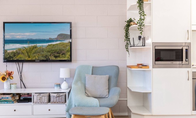 Blueys Beach House | Boomerang Point Apartment