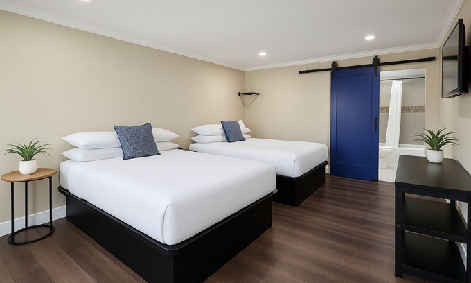 San Ysidro Hotel | BORDER PLAZA HOTEL