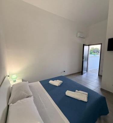 San Pietro in Bevagna Bed & Breakfast | Borraco Rooms