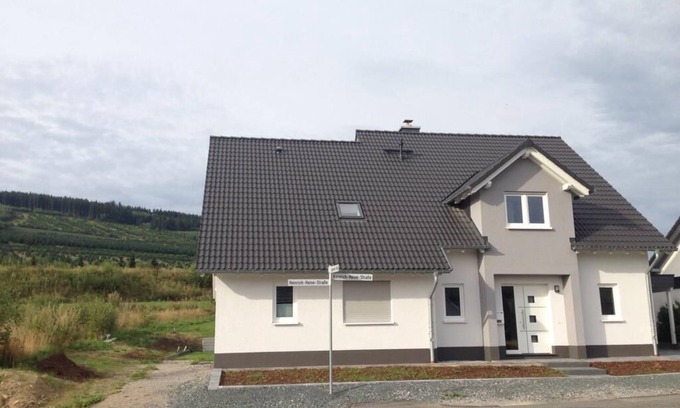 Nuttlar House | Both in nature and in city! Relax in Bestwig/Sauerland!