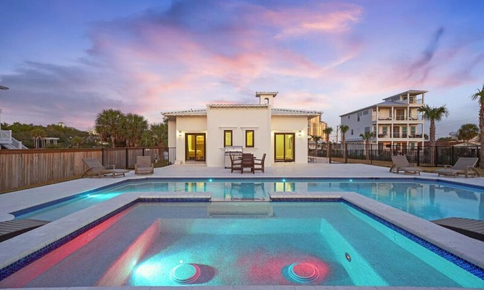 Gulf Pines House | Bourbon Breeze by Five Star Properties