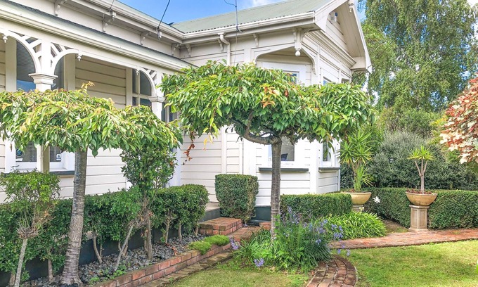 Whanganui Villa | Boutique Accommodation in Whanganui Central