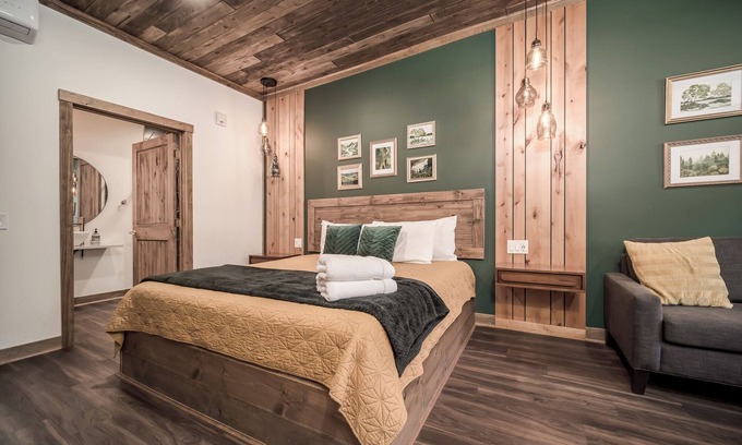 Prescott House | Boutique Stay in the Heart of Prescott