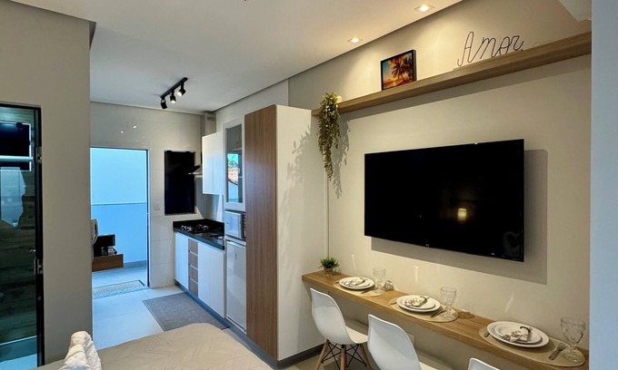 Jardim Palmeiras Apartment | Beautiful Flat near the Center | Electric Car Charger