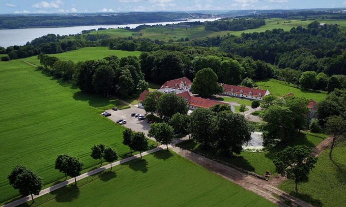 Hobro Hotel | Bramslevgaard