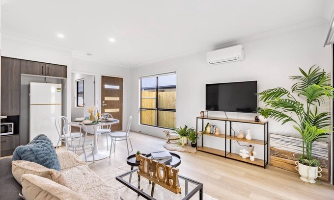 Browns Plains House | Brand New! 2BR well-designed home @Brown Plains