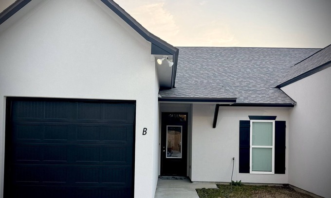 Denham Springs House | Brand New Townhome!