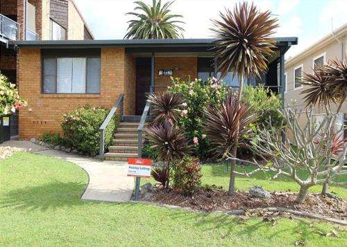 Crescent Head House | Breakaway, 11 Scott Street