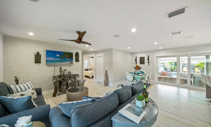 Bradenton House | Breath taking home for the perfect Florida vacation!