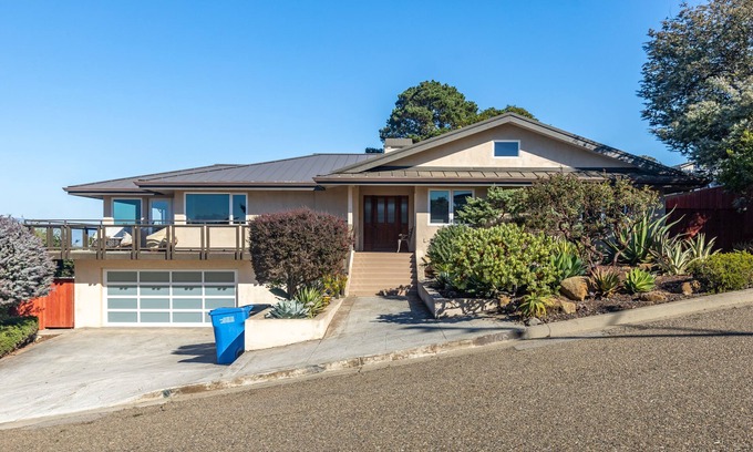 Baywood-Los Osos House | Breathtaking Views on The Central Coast