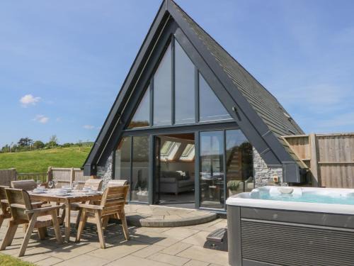 Llandrindod Wells House | Brecknock Cheviot - The Sheepfold