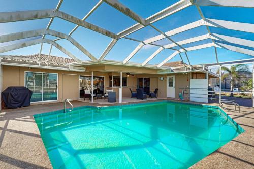 Punta Gorda House | Breezes and Bliss on the Canal