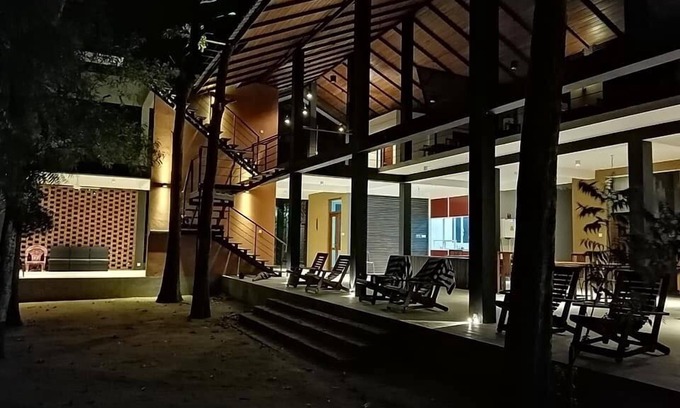 Weerawila Hotel | Breezy Lake Eco Friendly Cabanas Yala