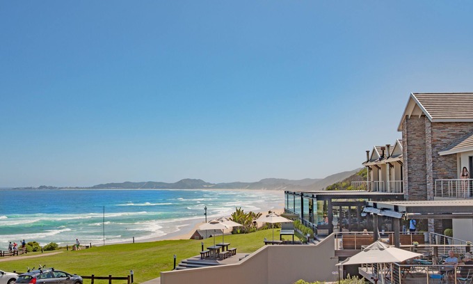 Brenton-on-Sea Apartment | Brenton Haven Beachfront Resort