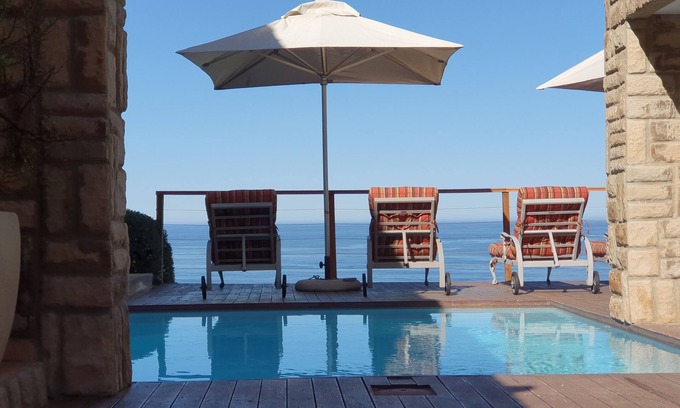 Brenton-on-Sea House | Brenton On Rocks Luxury Guest House