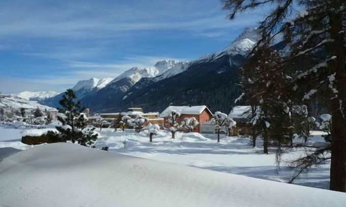 Engadin Scoul Apartment | Brentsch Park B - Ski Hiking Pool Sauna Relax