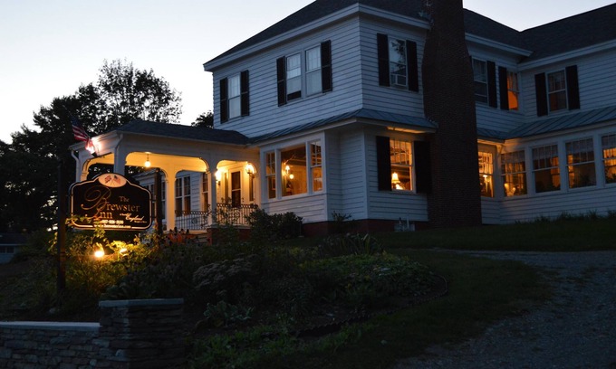 Dexter Bed & Breakfast | Brewster Inn
