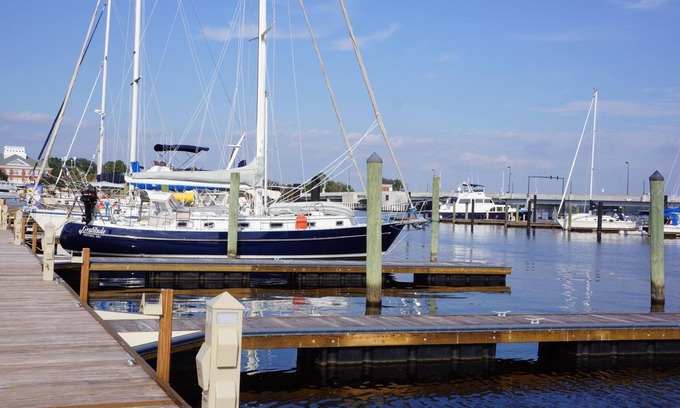 New Bern Hotel | BridgePointe Hotel & Marina