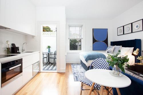 Lewisham Apartment | Bright and Beautiful Studio in Quiet Neighbourhood