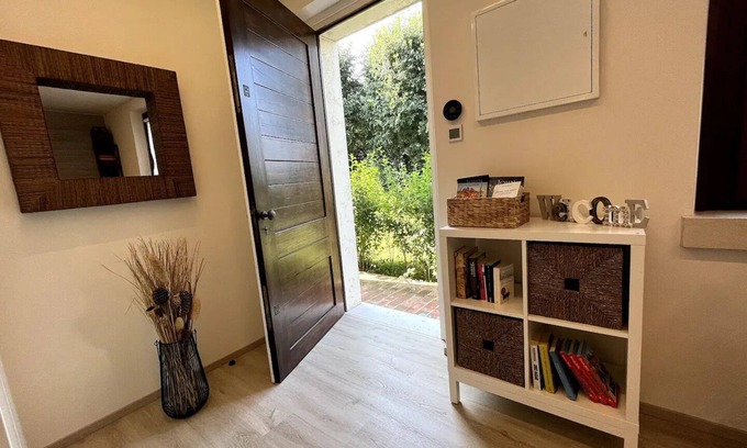 Ponti sul Mincio Apartment | Bright and quiet apartment with garden, pets allowed.