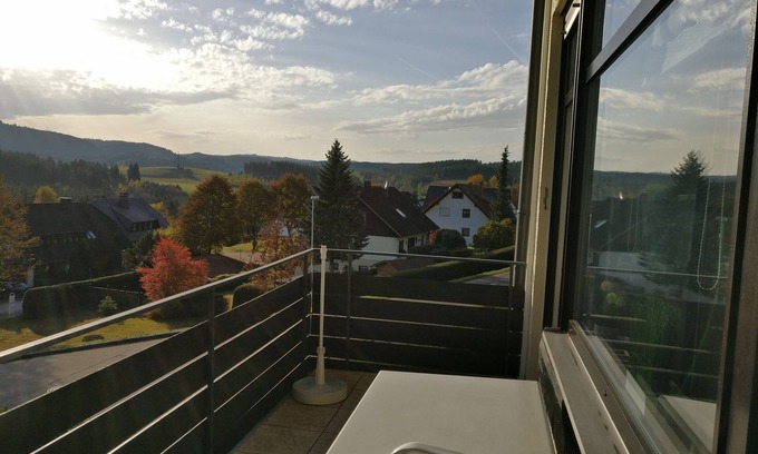 Kappel Apartment | Bright apartment with south-facing balcony, WiFi, swimming pool
