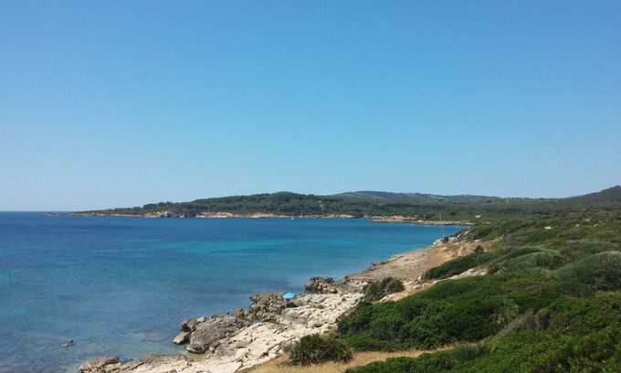 Fertilia Apartment | BRIGHT APARTMENT WITHIN WALKING DISTANCE FROM THE SEA