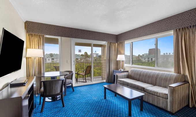 Rocky Point Condo | Bright & Convenient 2-Bed/2-Bath Condo