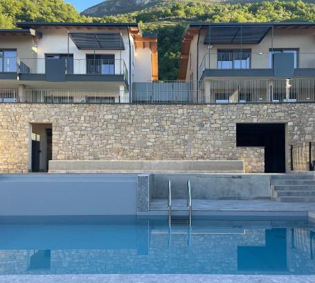 Predore Apartment | Brighter Days - Two-room apartment with lake view and pool
