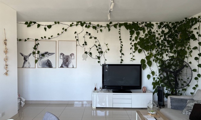 Brighton-le-Sands Apartment | Brighton-Le-Sands Beach Pad with Elevator 2 min walk to the beach