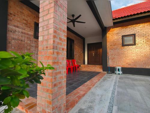 Ijok House | BRIK 'N BATA