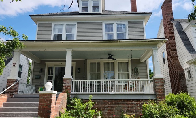 Cape Charles House | Bring the whole family to the Summer House. 6 bedroom, 2 bath sleeps 13.