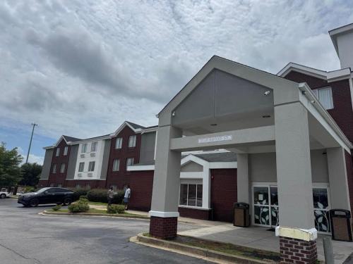 Sumter Hotel | Broad St Inn